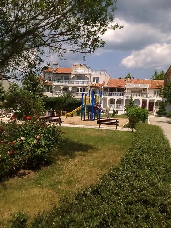 Apartments Bravo 1-Vichevi Słoneczny Brzeg Zewnętrze zdjęcie
