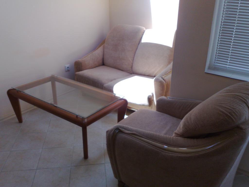 Apartments Bravo 1-Vichevi Słoneczny Brzeg Zewnętrze zdjęcie