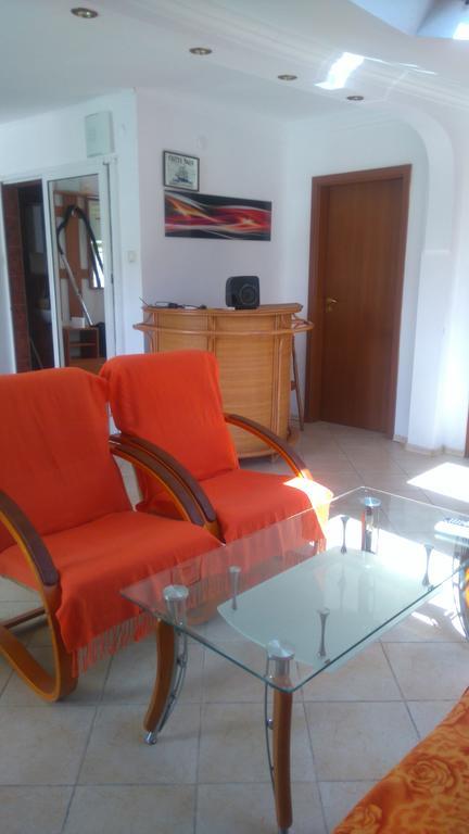 Apartments Bravo 1-Vichevi Słoneczny Brzeg Zewnętrze zdjęcie